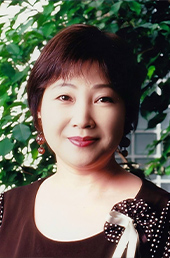 よこざわ けい子